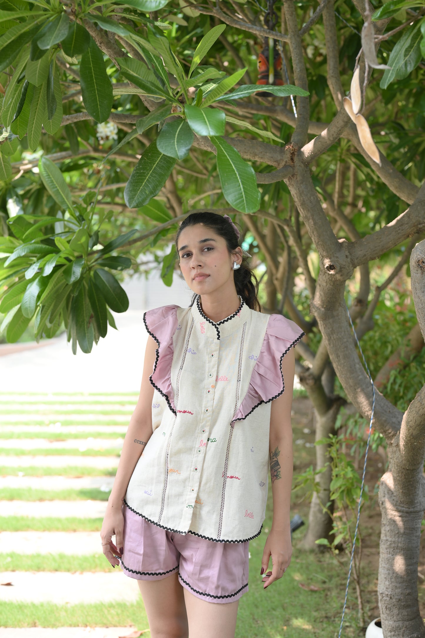 Bonjour frill top