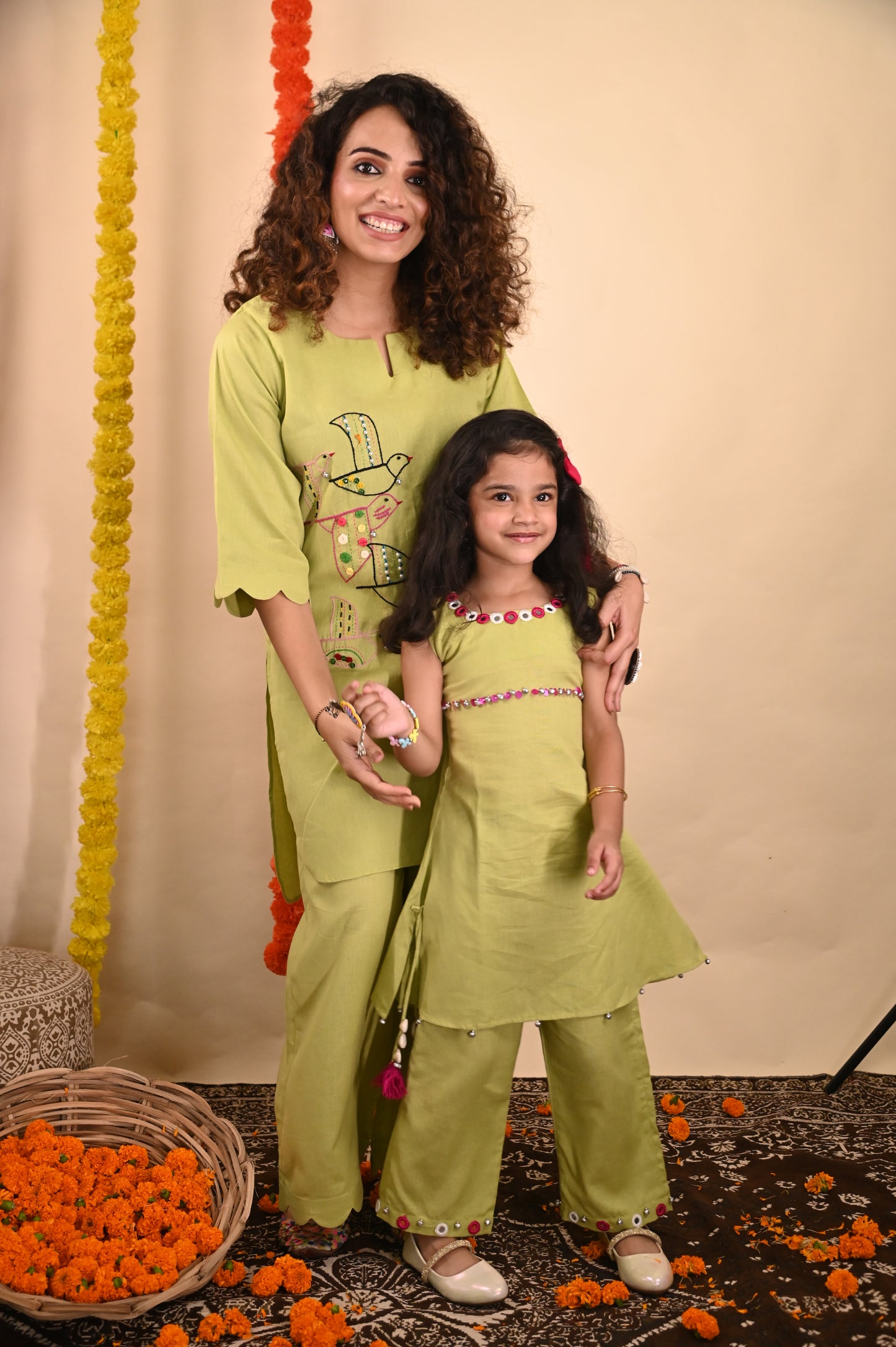 Linen Mom-Daughter in Pastel green