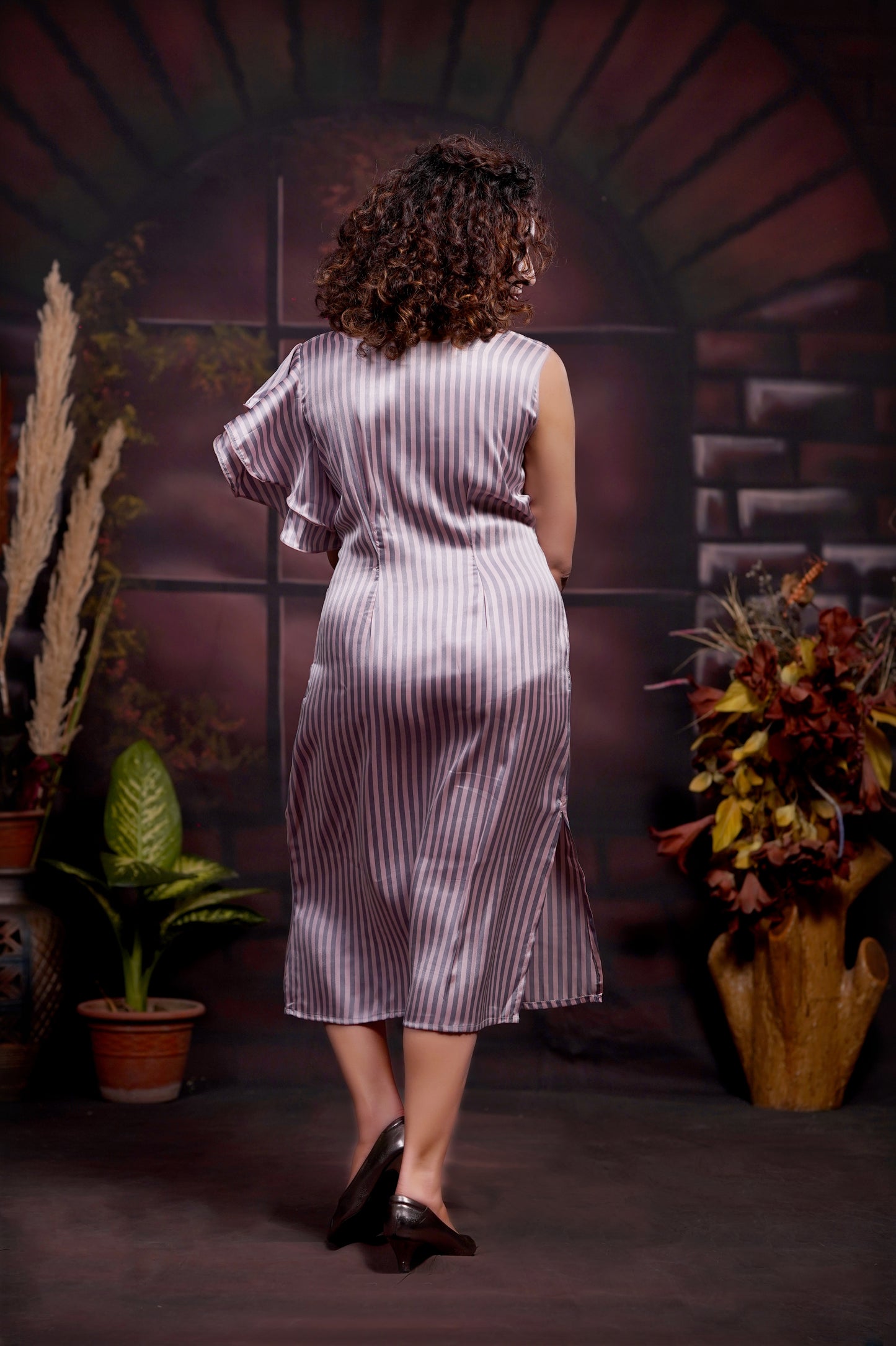 Miss Monroe Maxi Dress